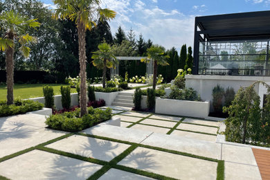 Design ideas for a landscaping in Vancouver.