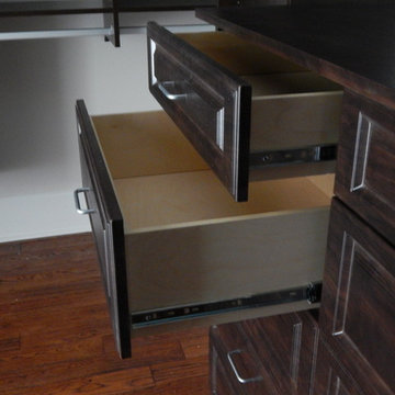 Master Closet in Chocolate