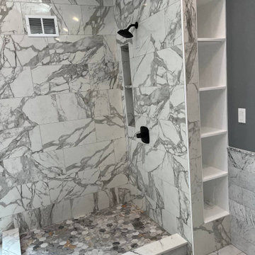 Bathroom and Closet Renovation: A Blend of Luxury and Functionality by Sun Shore