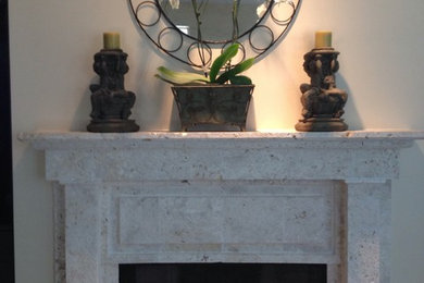 Elegant family room photo in Jacksonville