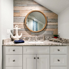 1st floor Bath