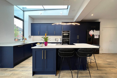 Inspiration for a contemporary kitchen in Surrey.