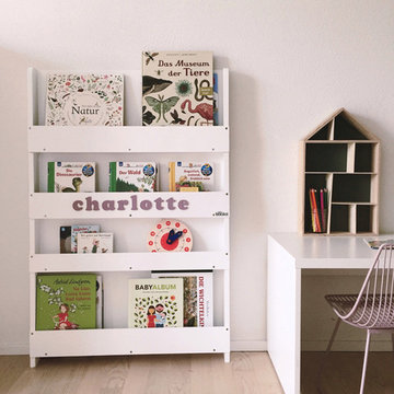 Personalisiertes Bücherregal Weiß