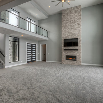 Custom 1.5-story modern w/ 21' Ceilings