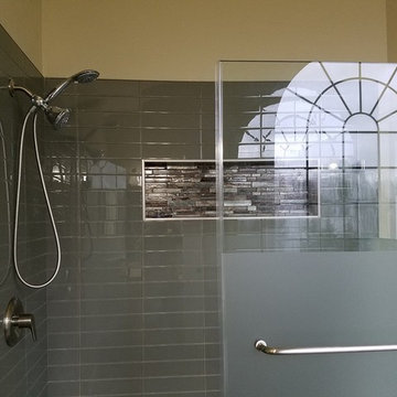 Showers & Bathrooms