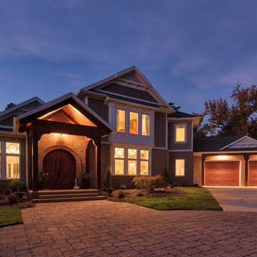 "The Lantern" a lakeside home