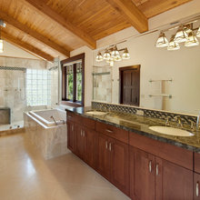 Powder room/Guest bathroom