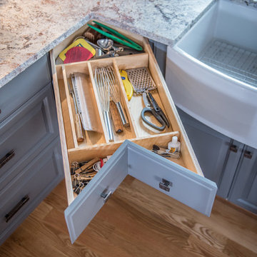 Functional & Colorful Kitchen