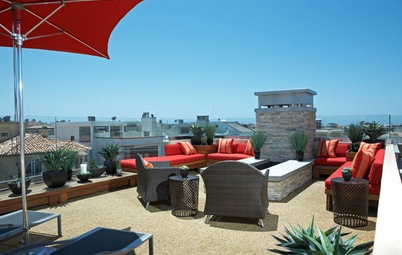 Houzz Tour: Rooftop Garden and Fun Living Spaces for 5