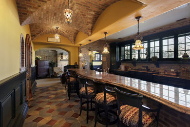 Basement - traditional basement idea in Cincinnati