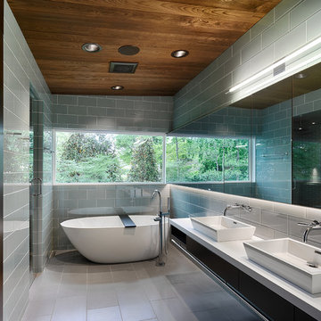 A Mid-Century Remodel