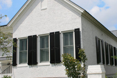Exterior home photo in Charleston
