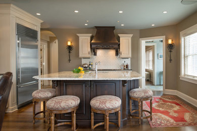 Elegant kitchen photo in Kansas City