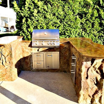 Outdoor Kitchen Installations