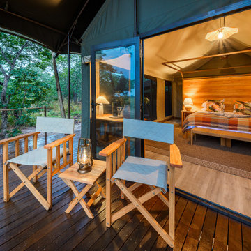 Muddy Teak Lodge