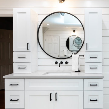 White Shaker Vanity with Round Mirror and Matte Black Hardware