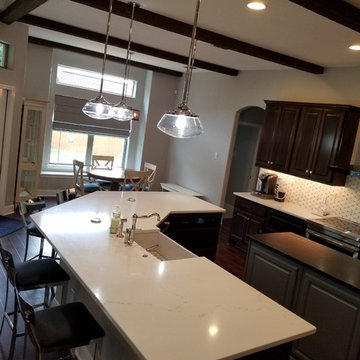 Boerne - Leather Leaf - Kitchen and Living area