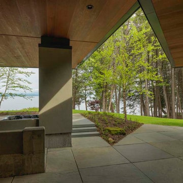 A Modernist Oasis