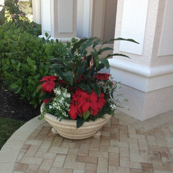 Containers - Outdoor Pots And Planters