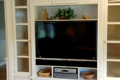 Inspiration for a craftsman home design remodel in Portland Maine