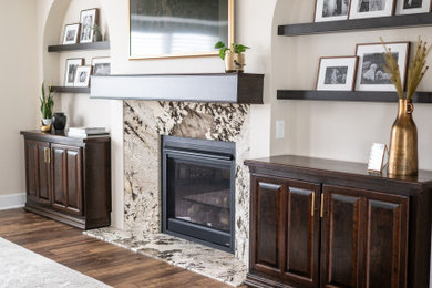 Trendy living room photo in Cleveland