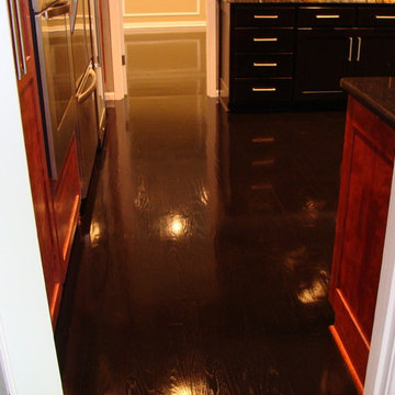 Ebony High-gloss wood floors