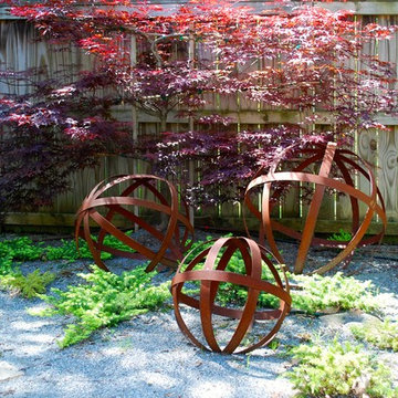 Contemporary Farmhouse Courtyard Garden Revisited
