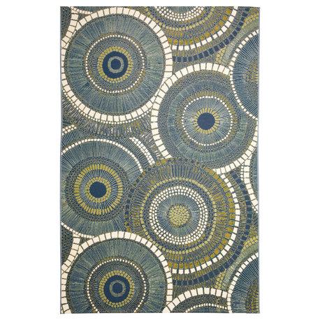 Marina Circles Indoor/Outdoor Rug, Azure, 7'10"x9'10"