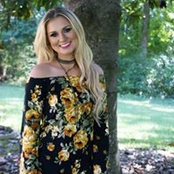 Madison Flowers's photo