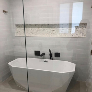 Lensi - Master Tub (inside of shower enclosure)