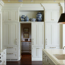 Cabinet Hardware Looks
