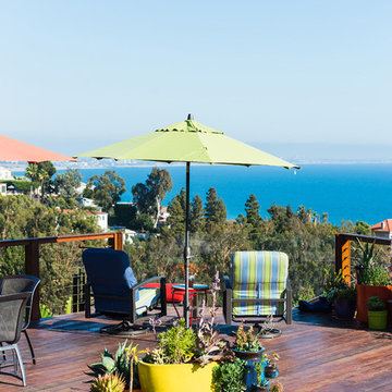 Houzz Tour: Color Explodes at This Foul-Mouth Surfer's Malibu Beach Hou