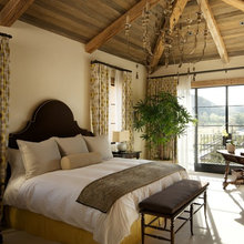 Bedroom - Italian Villa Retreat