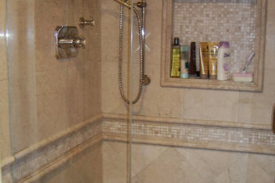 Example of a classic bathroom design in Boston