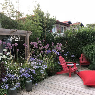 création d un jardin et d une pergola en bois vieilli