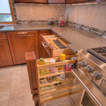 A "Glassy" Kitchen