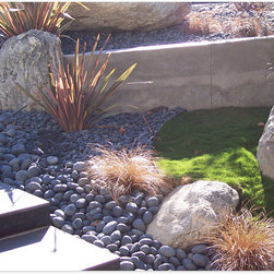 Loose Pebbles - Products