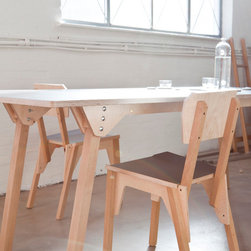 's-Table - Dining Tables