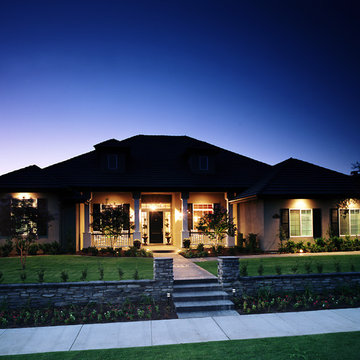 Traditional Golf Course Villa