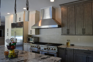 Kitchen - transitional kitchen idea in Philadelphia