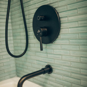 Green Bathroom