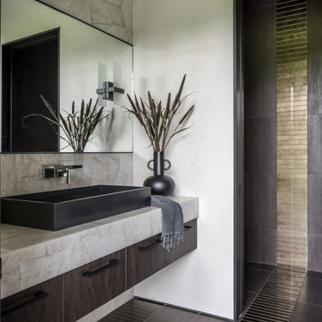 M RESIDENCE