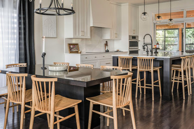 New Black and White Kitchen