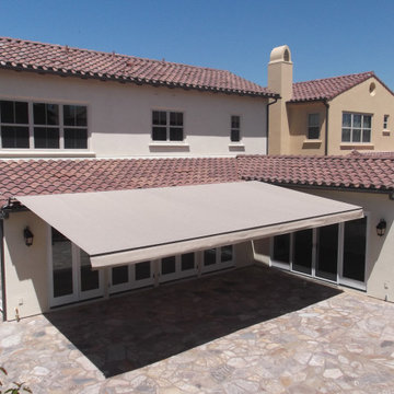 Elite Deluxe Retractable Awning
