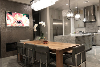 Kitchen - contemporary kitchen idea in Orange County
