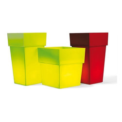 Torre Planters Illuminated by Serralunga - Outdoor Lighting