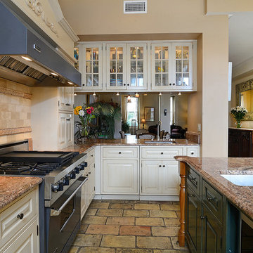 Majestic triplex home in circa 1858 townhouse