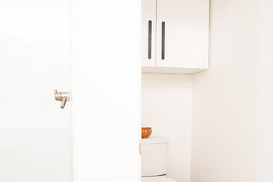 Example of a 1960s home design design in Sacramento