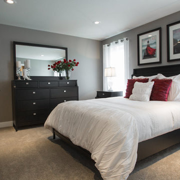 1543 sq/ft Modified Bi-level, 3 bedrooms, 2 ½ baths