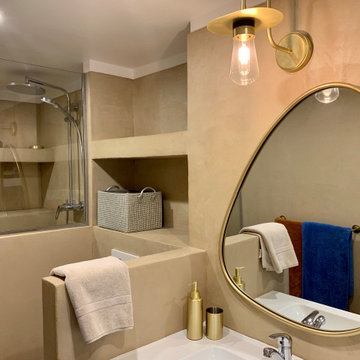 Salle de bain  "la campagne à Paris"